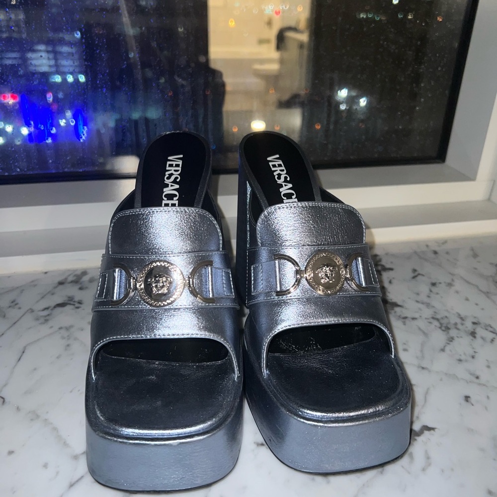 Versace mules - Picture 6 of 8